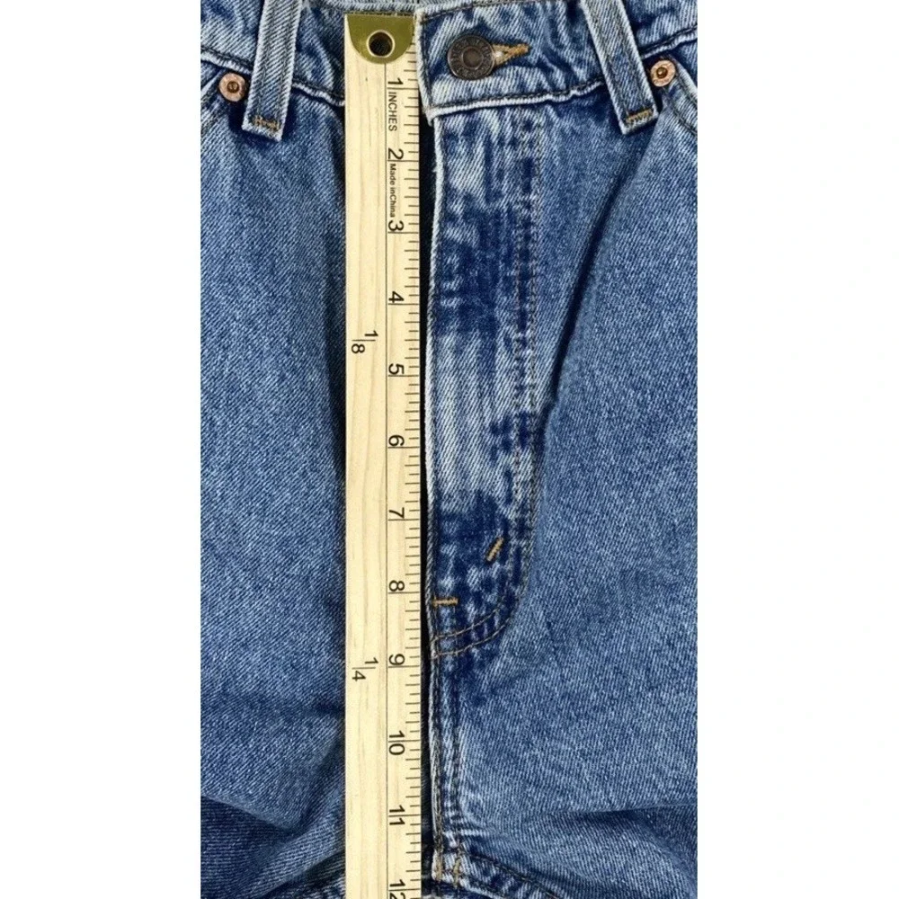Levis 33x30 above good